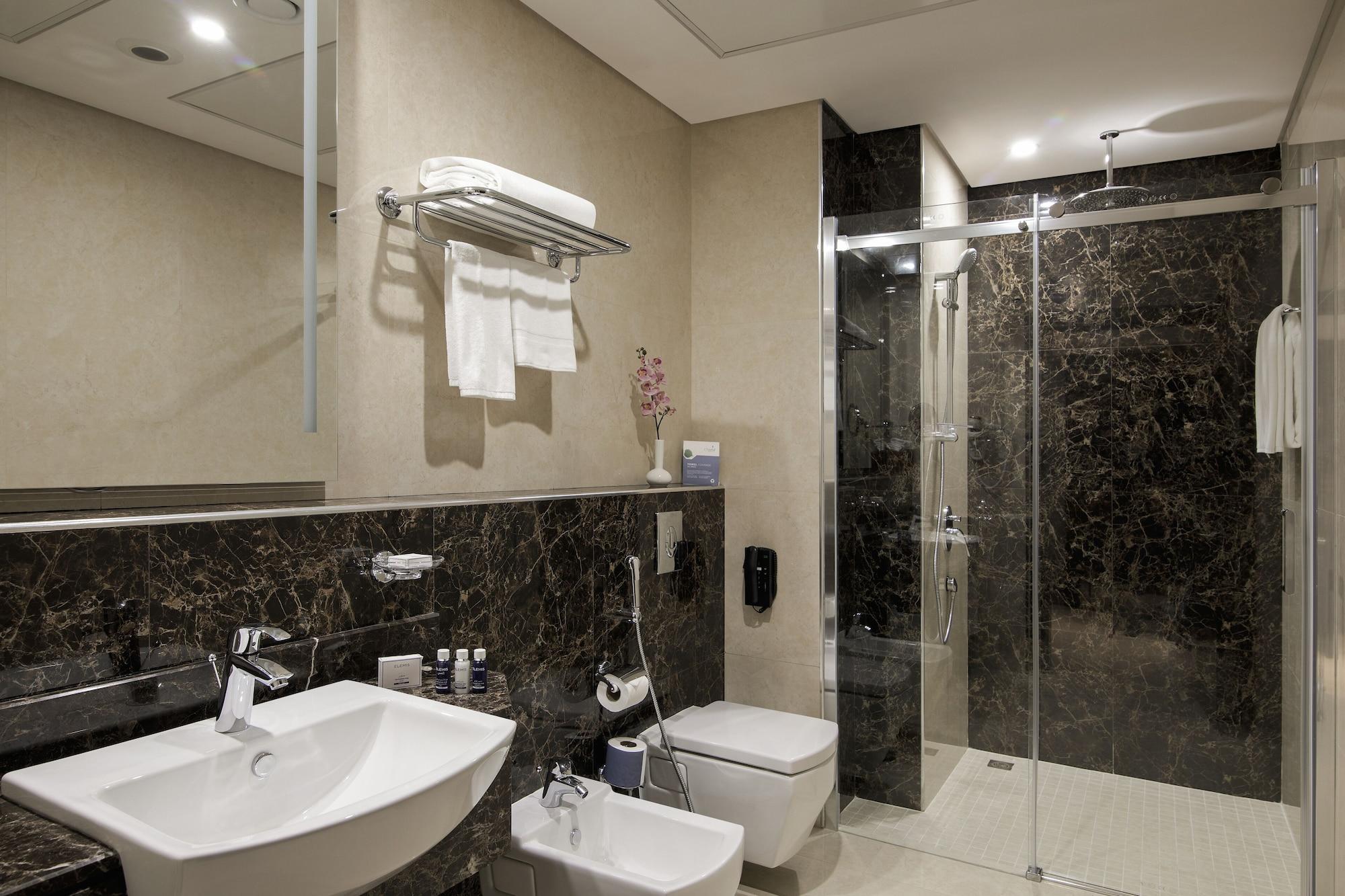 Cristal Amaken Hotel Riyadh Riade Exterior foto