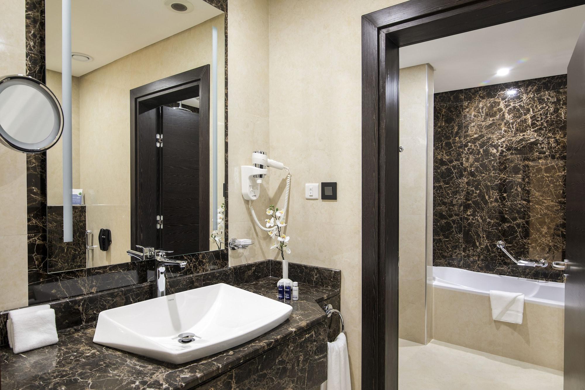 Cristal Amaken Hotel Riyadh Riade Exterior foto