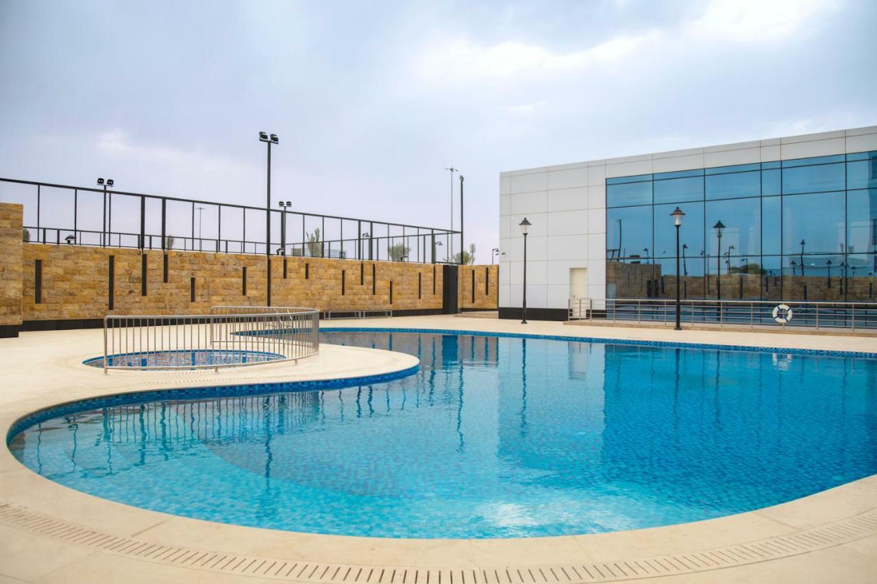 Cristal Amaken Hotel Riyadh Riade Exterior foto
