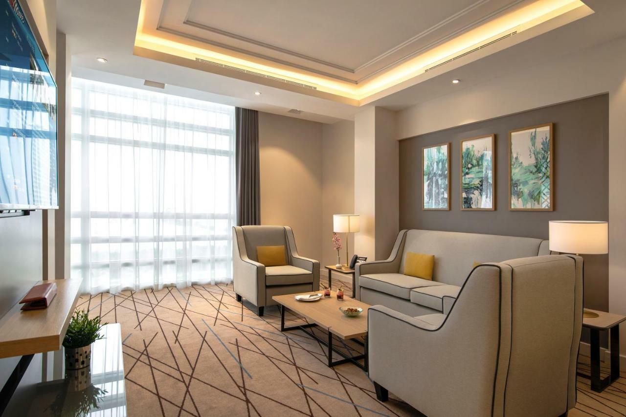 Cristal Amaken Hotel Riyadh Riade Exterior foto
